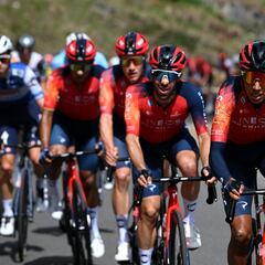 Ineos destaca Top 10 de Egan Bernal en Tour de Romandía