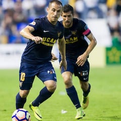 Góngora anestesia al Getafe y aleja al UCAM del descenso