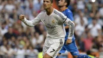 Cristiano celebra el primero de sus goles.