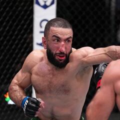 Muhammad pide paso: derrota a Luque en el UFC Las Vegas 51
