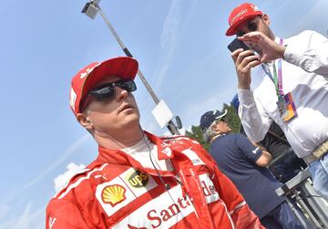 Kimi Raikkonen en el paddock. 