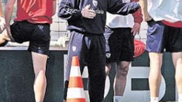 <b>A CAL Y CANTO. </b>La plantilla rojiblanca trabajará desde mañana lejos de Lezama, en San Mamés, y sin espectadores.