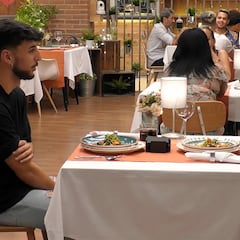 Un opositor a policía, rechazado por su cita en ‘First dates’ por su profesión