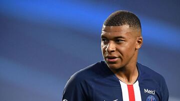 (FILES) In this file photo taken on August 18, 2020 Paris Saint-Germain&#039;s French forward Kylian Mbappe looks on during the UEFA Champions League semi-final football match between Leipzig and Paris Saint-Germain at the Luz stadium in Lisbon. (Photo by