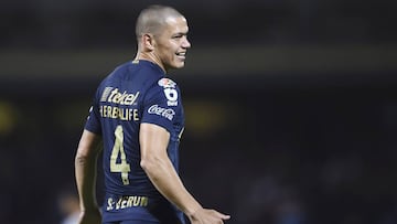 &iquest;Qui&eacute;n usaba el 4 en Pumas antes de Dario Ver&oacute;n?