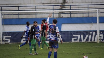 Partido entre el Avilés Stadium y el Lenense