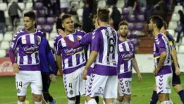 06/02/16 REAL VALLADOLID/PONFERRADINA, LOS JUGADORES AL FINAL DEL PARTIDO