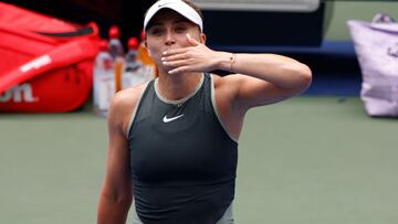 Paula Badosa celebra su victoria contra Elena Gabriela Ruse en el US Open.