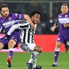 Cuadrado provoca un autogol para triunfo de Juventus