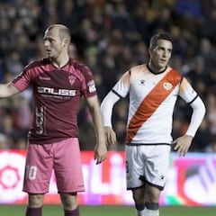 Ucrania condena los insultos a Zozulya de la afición del Rayo