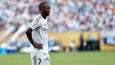 Arabia se aleja de la puja por Vinicius