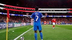 Vinicius aprieta el trono