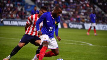 Lacazette, premio de consolación sin Mbappé y Griezmann