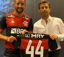 ¿Qué número usará? Mauricio Isla firmó contrato en Flamengo