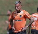La postura de Atlético Mineiro por el futuro de Eduardo Vargas