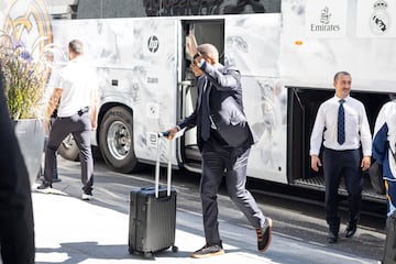 Kylian Mbappé a su llegada al Radisson Collection Hotel de Varsovia para disputar la Supercopa de Europa 2024.