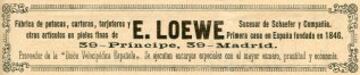 Loewe fue el primer patrocinador ciclista. En 1897 la sede y tienda de la empresa de marroquinería estaba en la calle del Príncipe de Madrid.
Esta cartera actualmente es propiedad del coleccionista Ricardo Carreño.