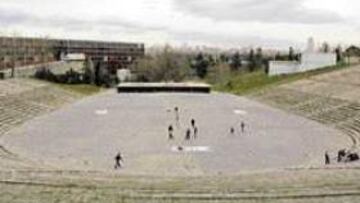 FALTAN LAS INSTALACIONES. El rockódromo, sobre el que se edificará el pabellón que acogerá el torneo de tenis