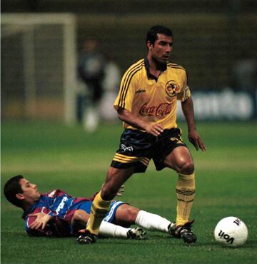 Las leyendas que despidieron el estadio Azul