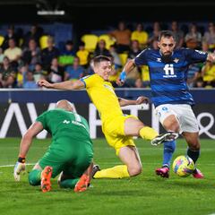 La coherencia de Almeida y la sospecha sobre Reina