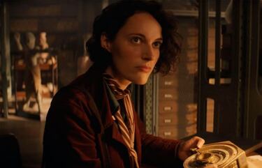 Indiana Jones 5 explota con un montón de nuevas imágenes con un enigmático personaje incluido