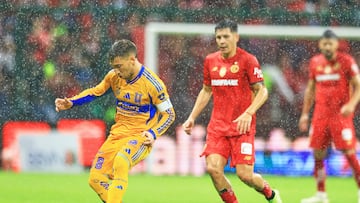 Fernando Gorriaran of Tigres during the 3rd round match between Toluca and Tigres UANL as part of the Liga BBVA MX, Torneo Apertura 2025 at Nemesio Diez Stadium, on July 26, 2025 in Toluca, Estadio de Mexico, Mexico.