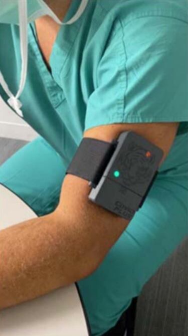 Un brazalete para detectar asintomáticos de Coronavirus, sin PCR invasiva