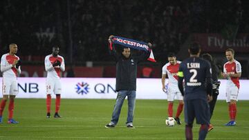 Ronaldinho, protagonista en el PSG-Mónaco: saque de honor