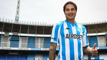 Paolo Guerrero, delantero de Racing de Avellaneda.