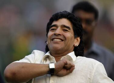 Maradona: "I'll coach Napoli if the people want me"