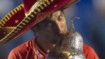 Ferrer celebra su triunfo en Acapulco.