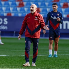 Calero: “Los jugadores tienen responsabilidad, pero no quiero que sea una carga”