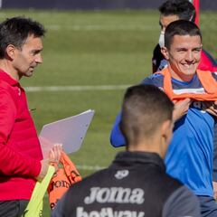 Garitano sólo cuenta con cinco defensas para asaltar Alcorcón