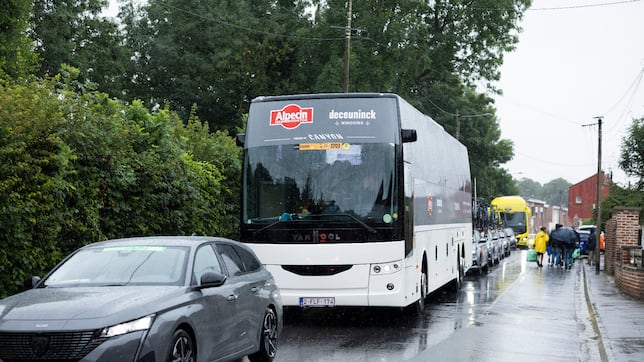 La odisea del maillot amarillo para llegar a Lauwin-Planque