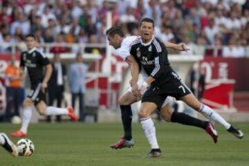 Krychowiak y Cristiano Ronaldo.