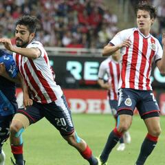 Chivas ve “cosas rara” en el arbitraje frente a Puebla