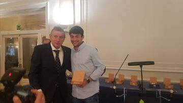 Alfredo Norzagaray con Breda en el Día del técnico vizcaíno.