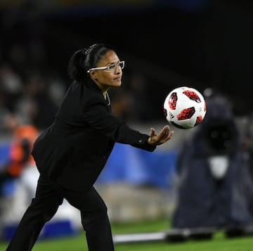 Tuvo sus inicios futbolísticos en el balompie varonil, primero con el Meyehualco y después con Necaxa, aunque el club la dejó jugar con fuerzas básicas, después se consideró que esto era peligroso, por lo que se creó un equipo femenil.
Vergara fue una de las jugadoras más jovenes de México en acudir a una Copa del Mundo Mayor en 1999, pues a penas tenía 14 años de edad.
Ahora se desempeña como entrenadora de selecciones menores, y ya logró el pasó más grande que cualquier equipo femenil nacional ha logrado, llegar a una final de un Mundial.