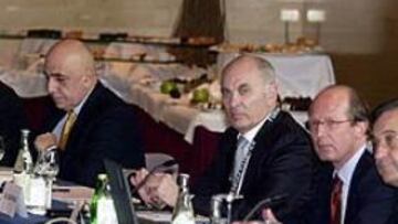 <b>ORDEN DEL DÍA</b>. El calendario único de la FIFA y la explotación de los derechos televisivos de la Liga de Campeones también se han discutido en la reunión.