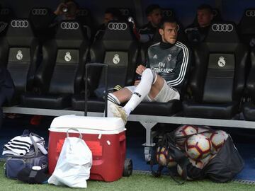 Gareth Bale on the subs bench