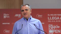 José Manuel Franco, presidente del CSD, comparece ante los medios en una presentación.