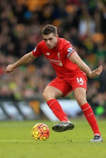 NORWICH, ENGLAND - JANUARY 23:  Jordan Henderson of Liverpool during the Barclays Premier League match between Norwich City and Liverpool at Carrow Road stadium on January 23, 2016 in Norwich, England. (Photo by Stephen Pond/Getty Images) *** Local Captio