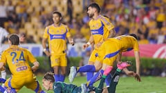 ¿Era gol válido de Tigres? Árbitros analizan la polémica decisión de Fernando ‘Gato’ Ortiz