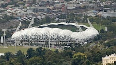 También llamado AAMI Park, el diseño exterior del estadio destaca por sus formas parecidas a las nubes. Acoge principalmente los partidos de fútbol y de rugby de los distintos equipos de la ciudad.