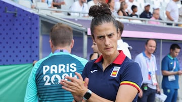 BURDEOS (FRANCIA), 31/07/2024.- La entrenadora española, Montse Tomé, reacciona este miércoles, en el partido del Grupo C de Fútbol Femenino de los Juegos Olímpicos de París 2024, entre Brasil y España, celebrado en el Estadio de Burdeos (Francia). EFE/ Kiko Huesca