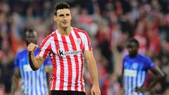 La noche inolvidable de Aritz Aduriz: cinco goles y padre