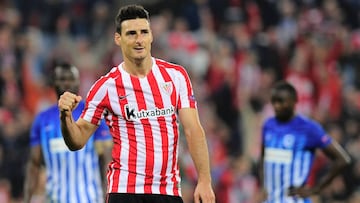 La noche inolvidable de Aritz Aduriz: cinco goles y padre