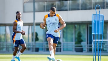 MADRID, SPAIN - AUGUST 08: Kylian Mbappe, player of Real Madrid, is training with his teammates at Valdebebas training ground on August 08, 2024 in Madrid, Spain. (Photo by Pedro Castillo/Real Madrid via Getty Images)