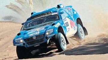 <b>TALENTO INNATO. </b>Carlos Sainz volvió a demostrar que es el piloto más rápido de esta edición del Dakar, pero hoy deberá, además, convertirse en un experto navegante.