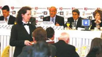 <b>DESAYUNO. </b>Del Bosque, en la cita organizada por Europa Press.